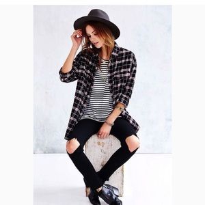 Levi’s black hipster hat